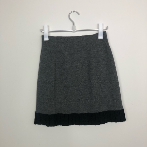IISLI NEW YORK | Wool Grey Pleated Mini Skirt S - Picture 7 of 8